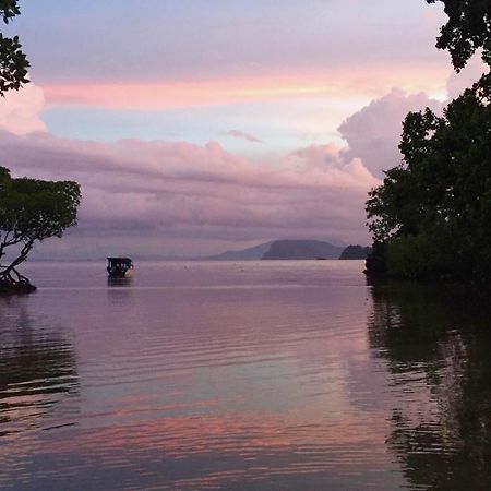 Nomad Divers Bangka Likupang Esterno foto